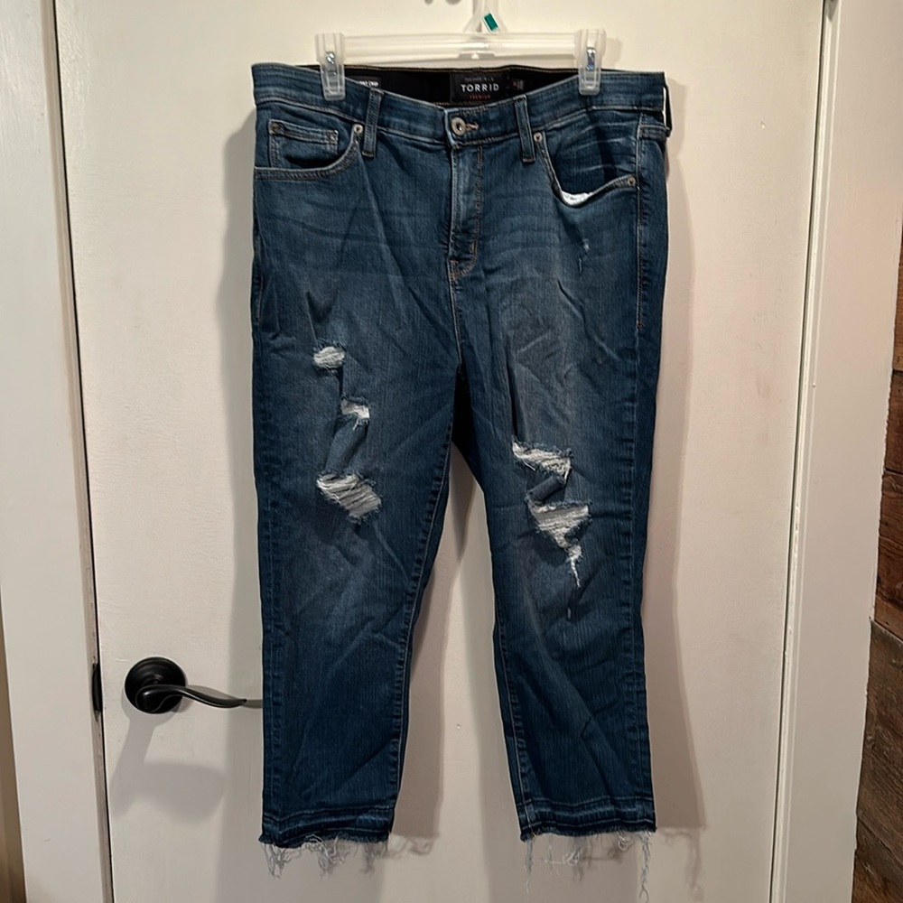 Torrid Sky High Skinny Crop Denim Size 18